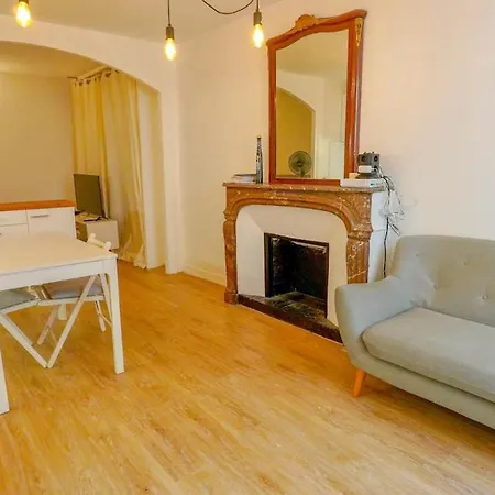 7 Sunny Hideaway Place Des Vosges *